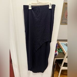 The Lanston black high-low skirt - black - stretchy material - size M womens